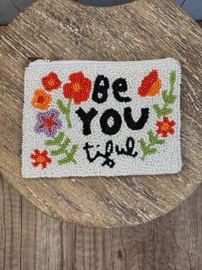 Beaded Coin Purse White Flowers Beautiful Wallet Travel Pouch Womens Accessories